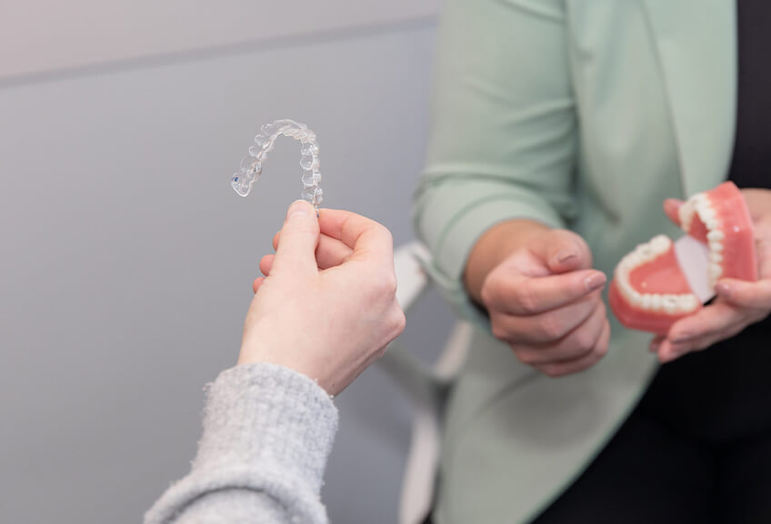 Clear aligners for confident smiles Clear aligners for confident smiles