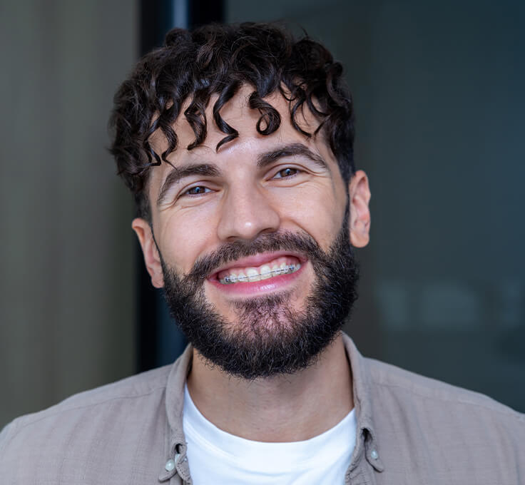 How do ceramic braces work? How do ceramic braces work?